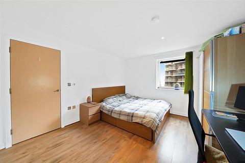 2 bedroom apartment for sale, Westgate Apartments, Royal Victoria Dock, E16