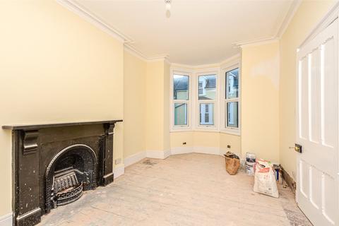 6 bedroom terraced house for sale, Bodhyfryd Road, Llandudno, Conwy, LL30