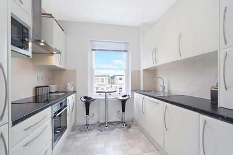 2 bedroom apartment to rent, London NW6