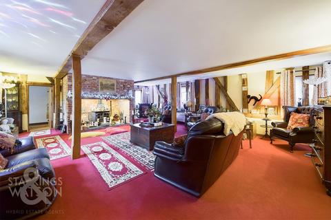 5 bedroom barn conversion for sale, Church Lane, Winfarthing, Diss