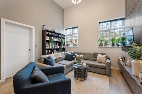 1 bedroom flat for sale, Kingston Road, Wimbledon Chase, London, SW20 8LX