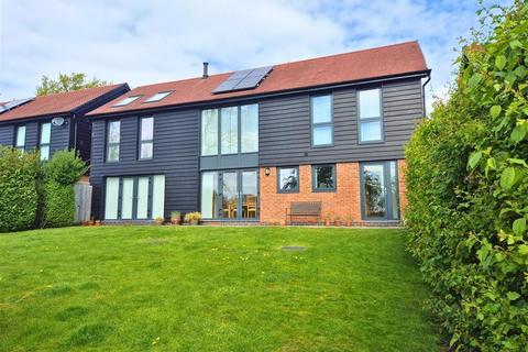4 bedroom detached house for sale, Walpole Close, Shobdon, Leominster, HR6 9GA