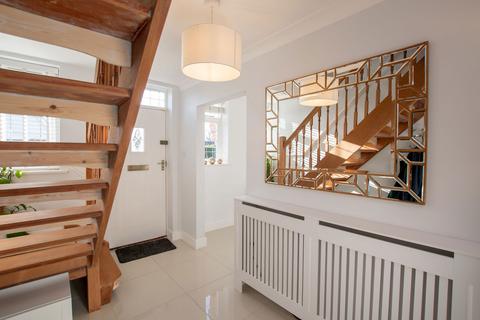 4 bedroom detached house for sale, Orchards Croft, Grimsby DN33