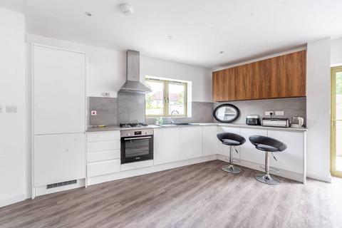 3 bedroom house for sale, Brook Mews, Palmers Green N13