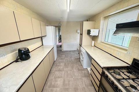 2 bedroom semi-detached bungalow for sale, Overdale Mount, Bairstow Lane, Sowerby Bridge