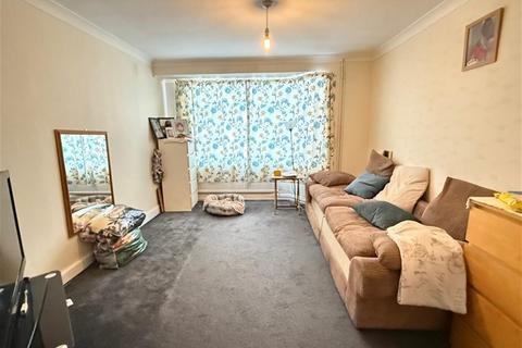 3 bedroom terraced house for sale, BERKELEY AVE, Hounslow