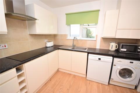 3 bedroom semi-detached house to rent, Monkswood Avenue, Leeds, West Yorkshire