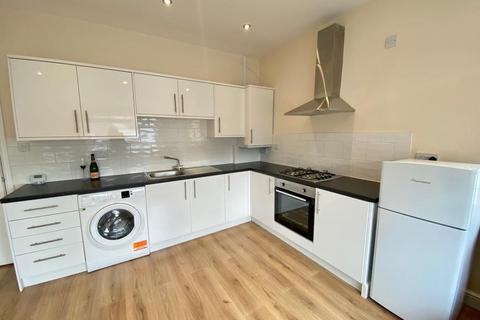 2 bedroom house share to rent, Bedford Street, Kelham Island, S6