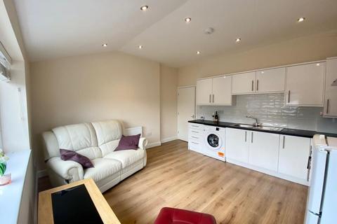 2 bedroom house share to rent, Bedford Street, Kelham Island, S6