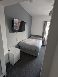 undefined, HMO Room 5, Rockingham Road