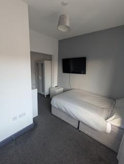 undefined, HMO Room 5, Rockingham Road