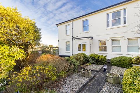 undefined, 18 Moorlands Road, Malvern, WR14