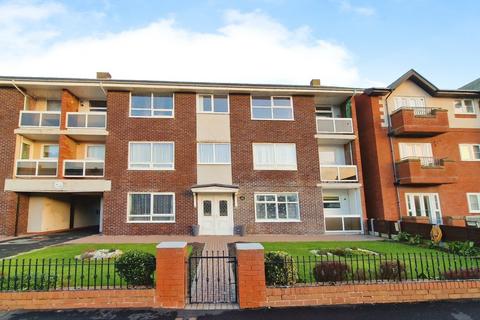 2 bedroom apartment to rent, Clifton Drive, Lancashire FY4