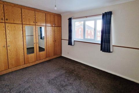 2 bedroom apartment to rent, Clifton Drive, Lancashire FY4