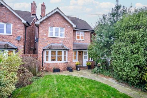 4 bedroom detached house for sale, Harpenden Road, Hertfordshire AL3