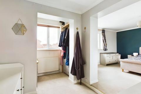 1 Bryant Gardens, Clevedon, BS21 5HD
