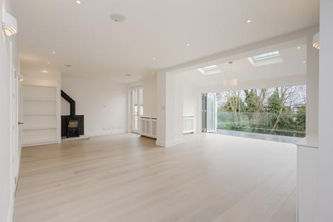 7 bedroom detached house for sale, Vineyard Hill Road, London SW19