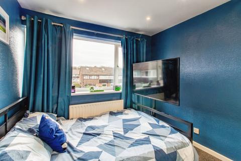 49 Highfield, Tingley, Wakefield, WF3 1LA