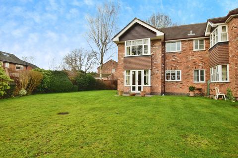 2 bedroom apartment for sale, Woodacres Court, Wilmslow SK9