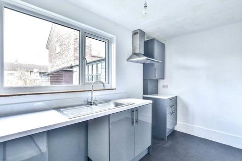 2 bedroom flat for sale, Middlesex Road, Kent ME15