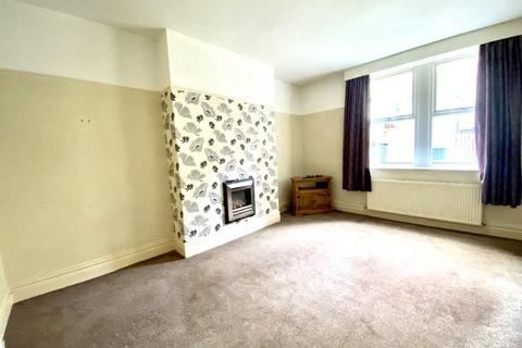 5 bedroom end of terrace house for sale, Highfield Lane, West Yorkshire BD21