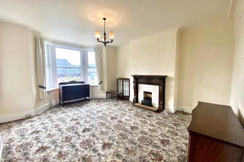 5 bedroom end of terrace house for sale, Highfield Lane, West Yorkshire BD21