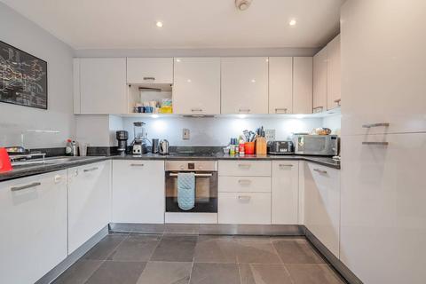 2 bedroom flat to rent, Streatham, SW2, Streatham Hill, London, SW2