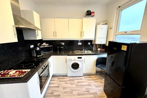 2 bedroom flat for sale, Eglinton Hill, Shooters Hill, London, SE18