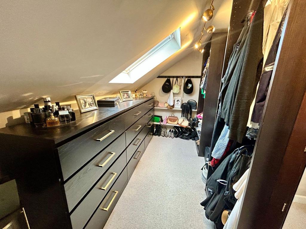 Master Bedroom/Dressing room