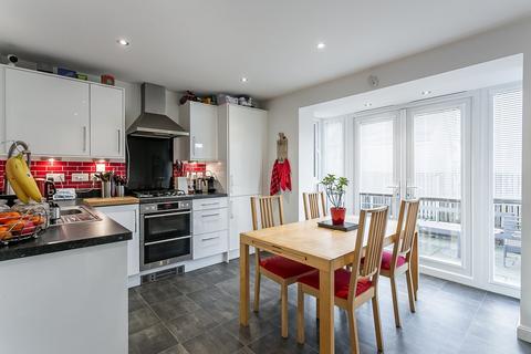 37 Clippens Drive, Edinburgh, EH17 8TU