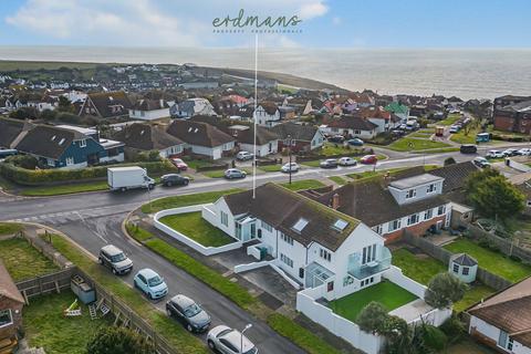 5 bedroom detached house for sale, Oaklands Avenue, Saltdean, BN2