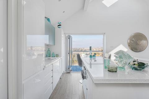 5 bedroom detached house for sale, Oaklands Avenue, Saltdean, BN2