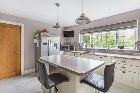 5 bedroom detached house for sale, Wilderness Road, Oxted, Surrey