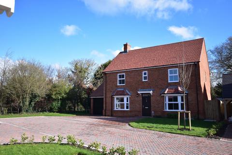 4 bedroom detached house for sale, Yapton, BN18