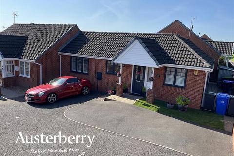 2 bedroom semi-detached house for sale, East Street, Stoke-On-Trent ST3