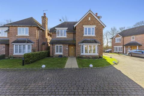 4 bedroom house for sale, North Street, Winkfield