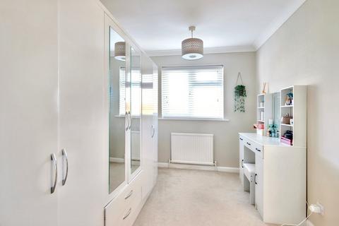 76 Goshawk Drive, Chelmsford, CM2 8XP