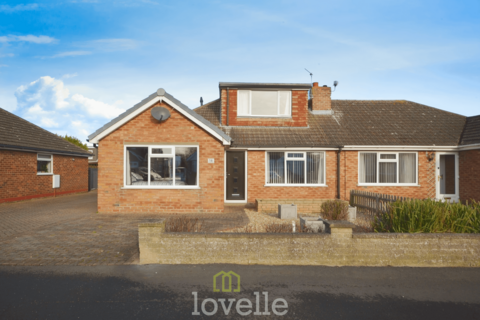 3 bedroom semi-detached bungalow for sale, St Christophers Road, Humberston DN36