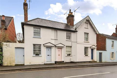 2 bedroom end of terrace house for sale, Petworth Road, Haslemere, Surrey, GU27