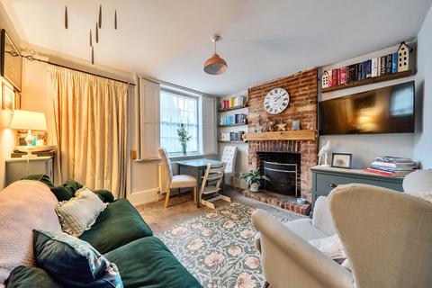 2 bedroom end of terrace house for sale, Petworth Road, Haslemere, Surrey, GU27