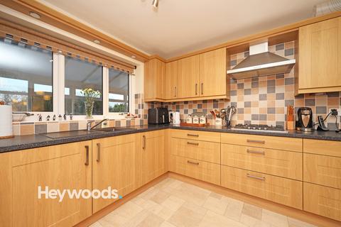 2 bedroom detached bungalow for sale, Beechfield Drive, Walton On The Hill, Stafford