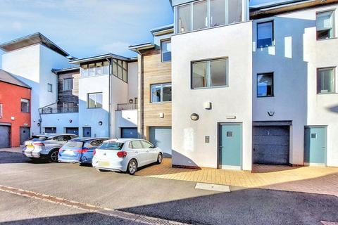 3 bedroom duplex for sale, The Viking, Seahouses, Northumberland, NE68 7TA