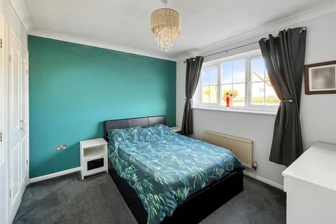 52 Birkdale, Warmley, Bristol, BS30 8GH
