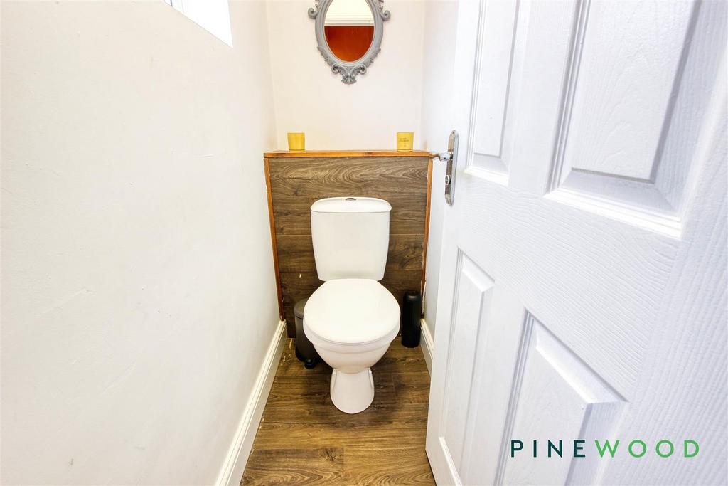Ground floor wc