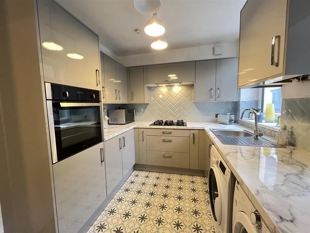 Fitted Kitchen