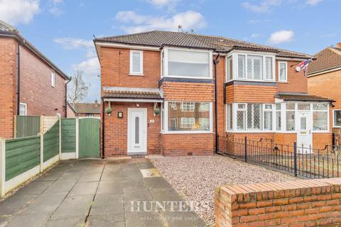 3 bedroom semi-detached house for sale, Monmouth Street, Middleton M24