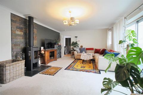 4 bedroom chalet for sale, Harford Manor Close, Norwich