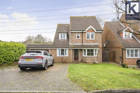 3 bedroom detached house for sale, Woodland Walk, Epsom, KT19