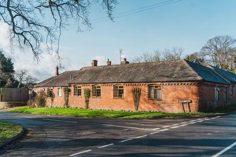 4 bedroom semi-detached house for sale, Kings Lane, Keyham, LE7