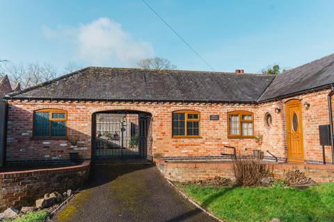 4 bedroom semi-detached house for sale, Kings Lane, Keyham, LE7